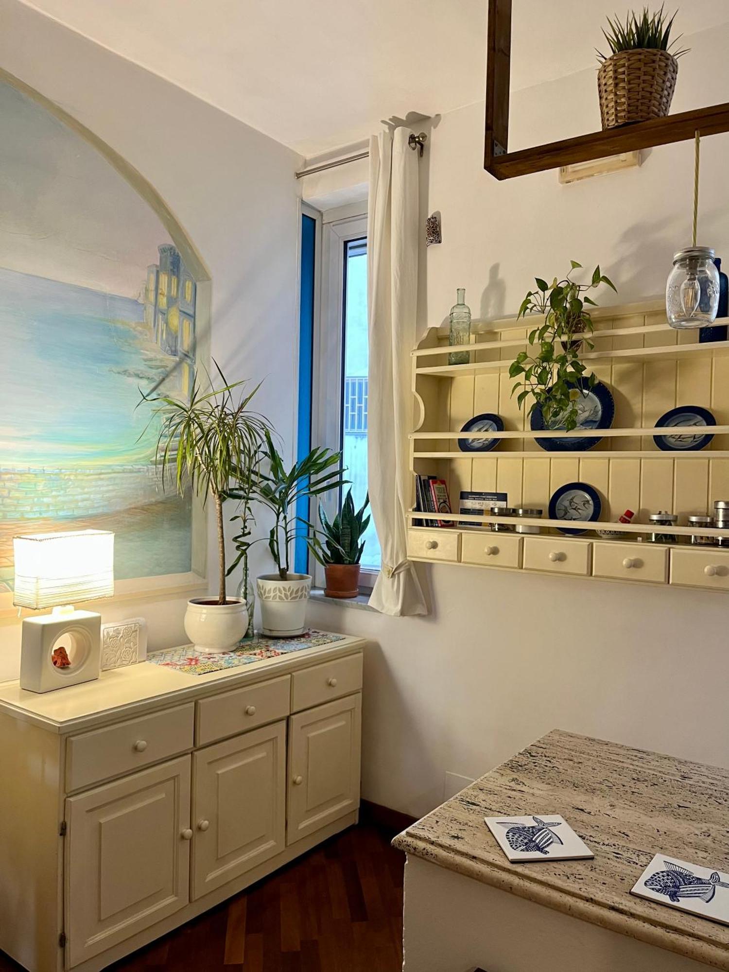Casa Vacanze Seahorse Salerno Exterior photo